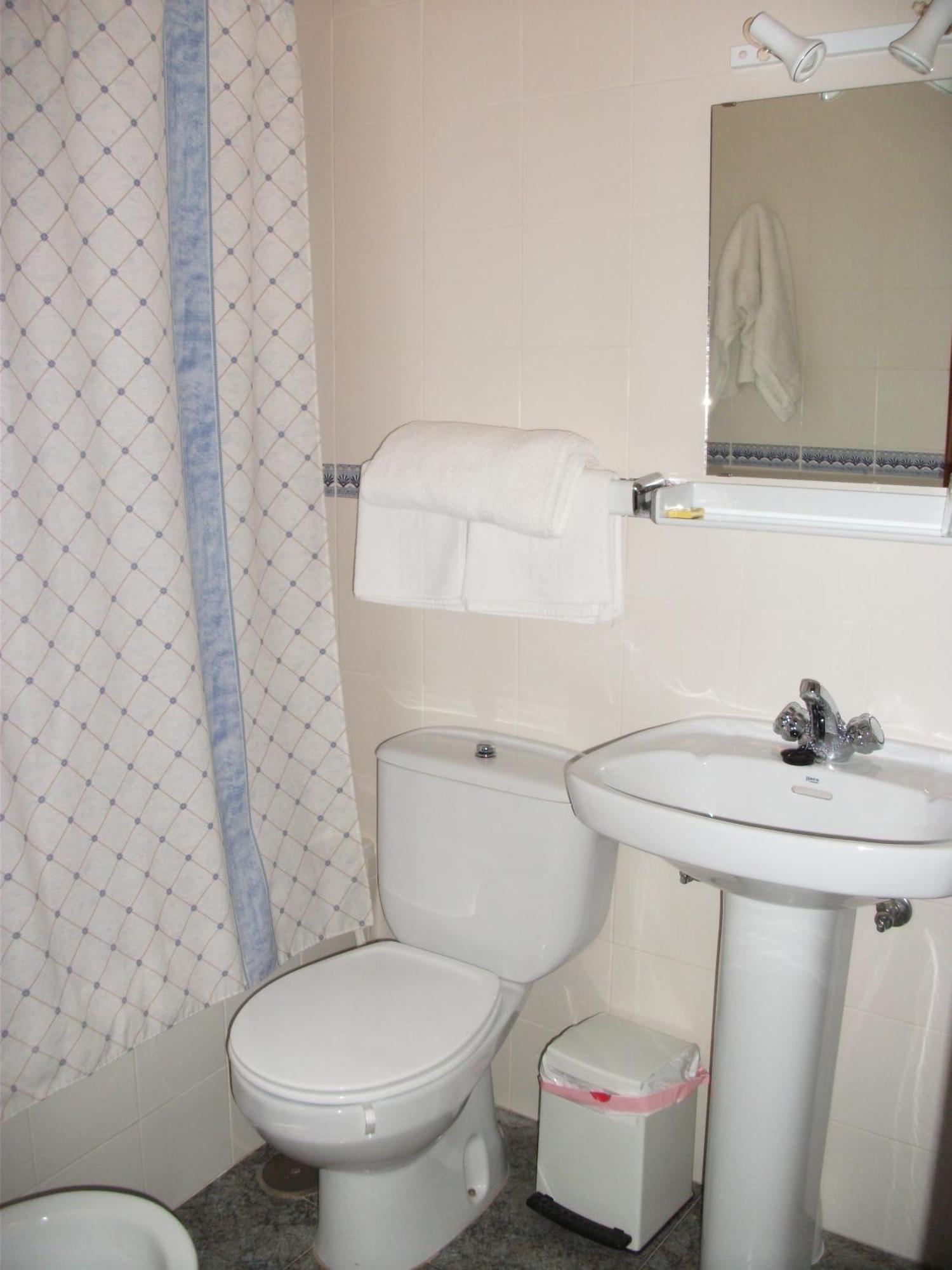 Castor Y Polux Apartment El Gastor Ngoại thất bức ảnh