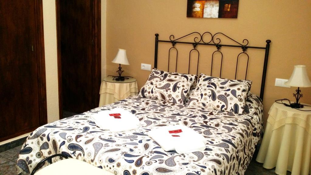 Castor Y Polux Apartment El Gastor Ngoại thất bức ảnh