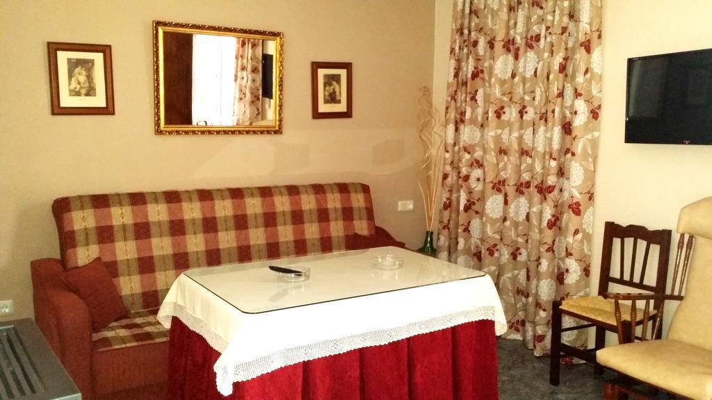 Castor Y Polux Apartment El Gastor Ngoại thất bức ảnh